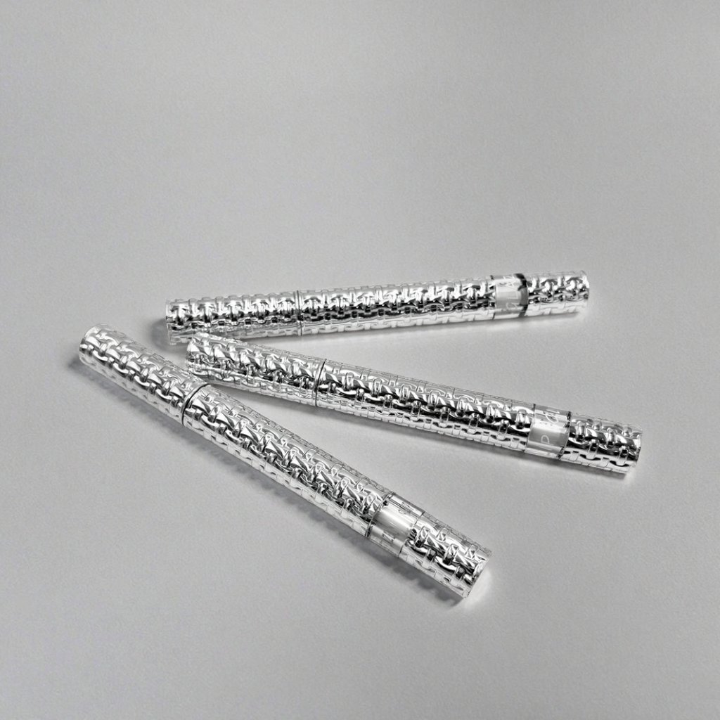 Buy Eco-friendly Lip Gloss Tubes
recyclable Packaging
square Lip Oil B