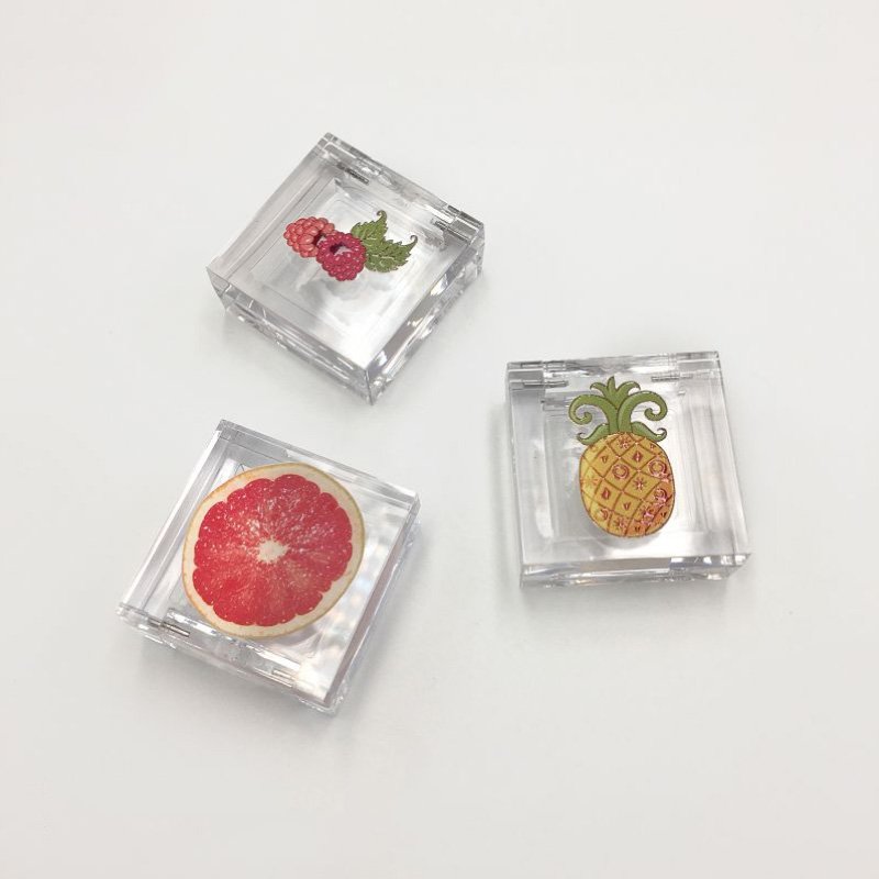 Buy New Design Cosmetic Packaging
customizable Eyeshadow Palette
eyeshadow B