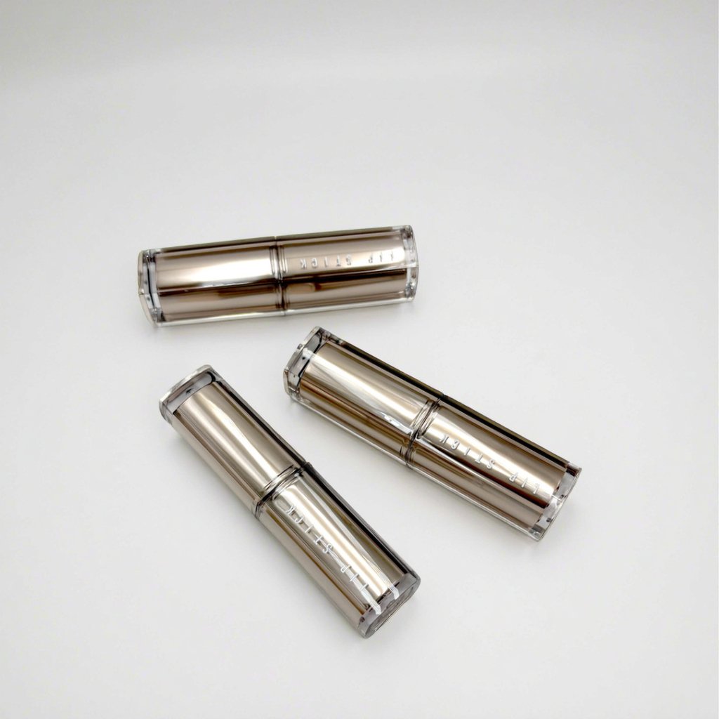 Buy Hot Sale Lip Glaze
big Brush Applicator
custom Packaging Box
yo